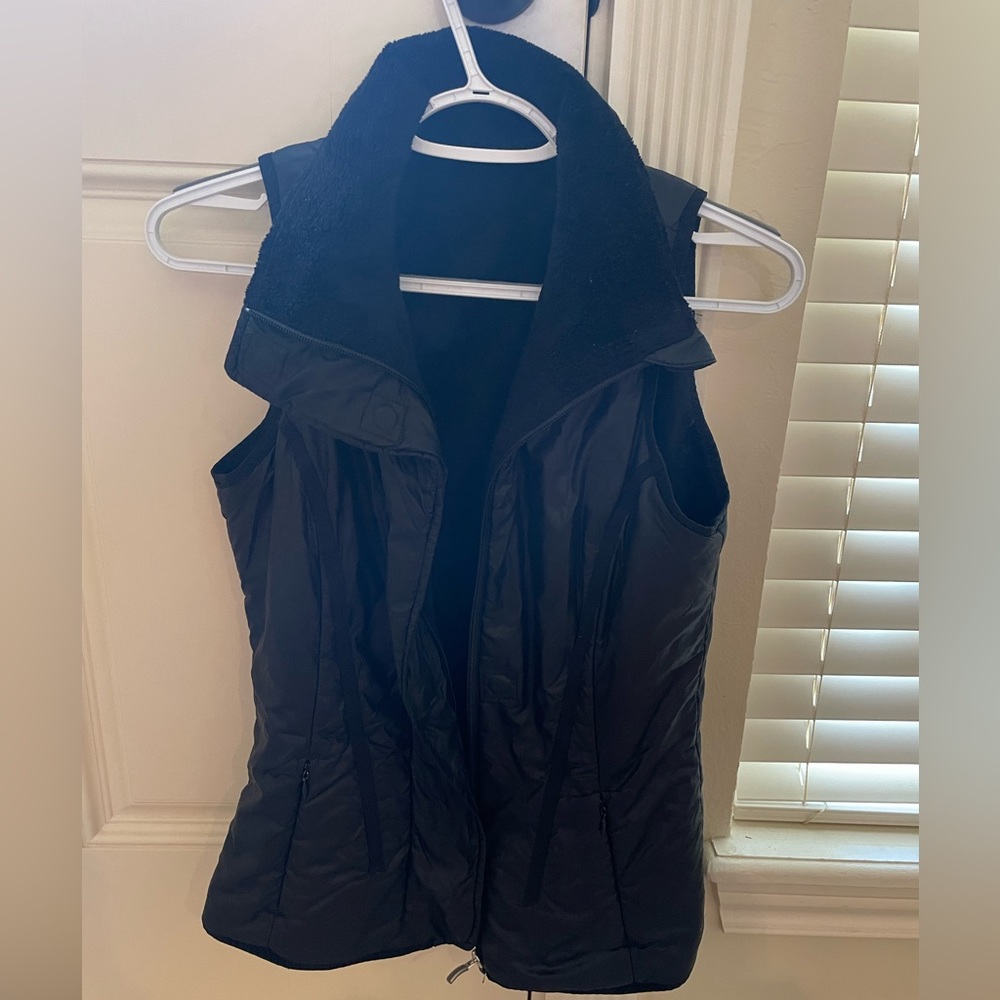 lululemon athletica Black Quilted Fleece-Lined Vest